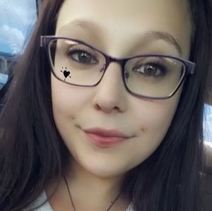 Meet your Posher, Shana